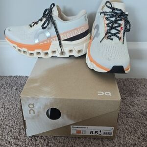 On Cloud Cloudmonster 2 ivory/tangerine-5.5